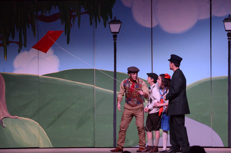 Mary Poppins (2016), photo 9 of 24