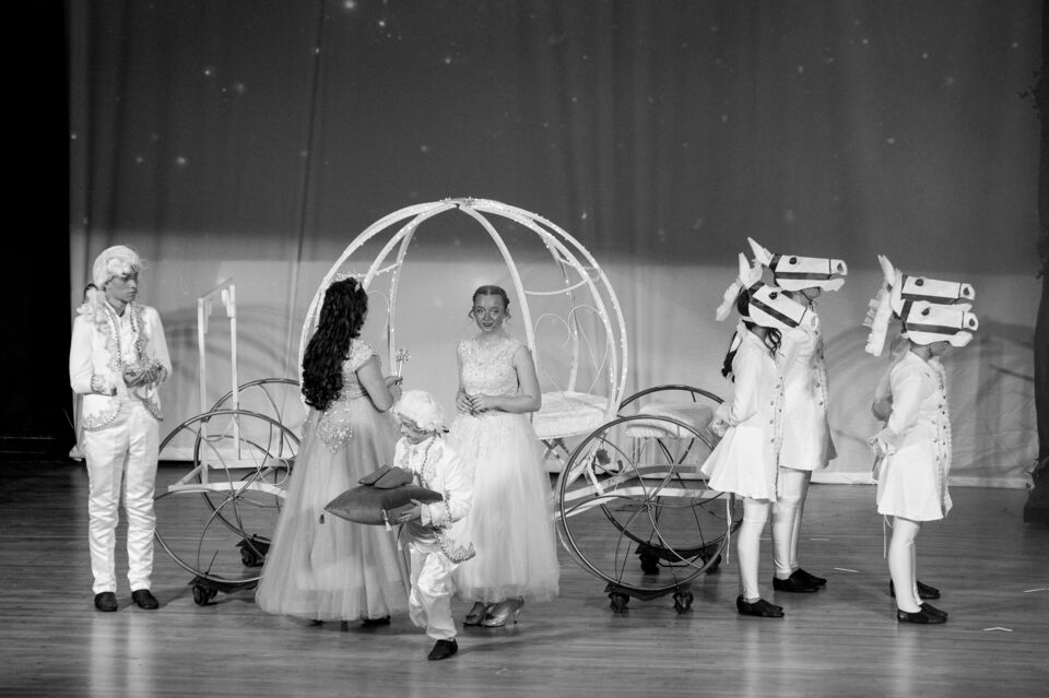 Cinderella (2023), photo 77 of 158