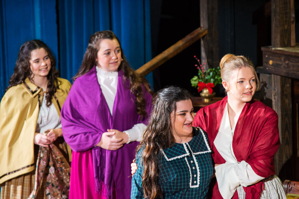 Little Women (2021), photo 21 of 71